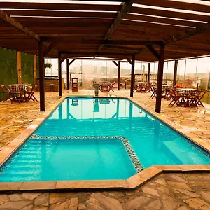 Chale Com Piscina Aquecida - A 200m Do Mar, Vista Panoramica Da Praia, Sala De Jogos, Academia E Area De Churrasco Imbituba (Santa Catarina)
